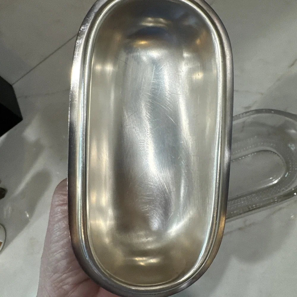 WM Rogers & Sons Silverplated Teardrop Glass Base Butter Dish 387 Vintage (2 Pc)